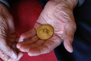 Pension Fund's Exposure to Bitcoin, USD 600,000 per BTC + More News 101